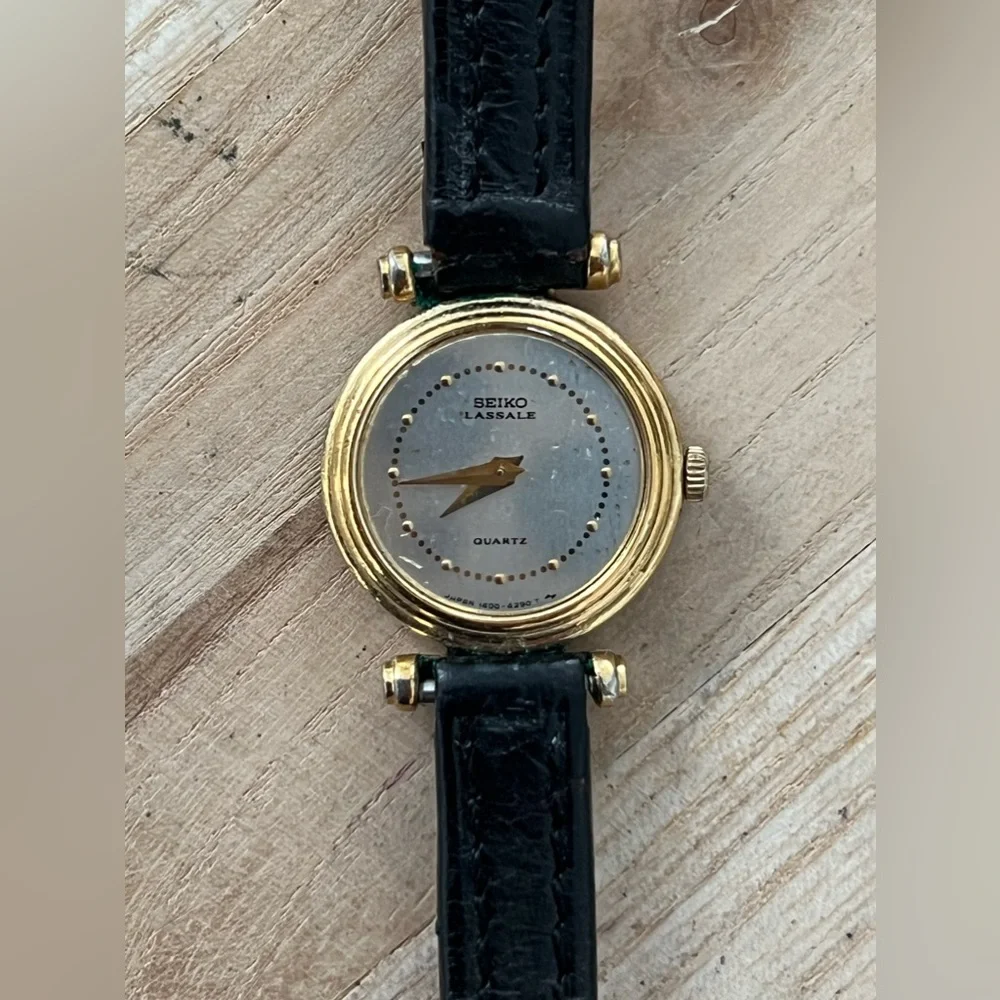 Seiko Lassale Rare Ladies Watch Vintage Stainless Dial Gold-Tone Case Leather